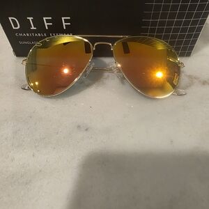 DIFF Cruz Aviator Sunglasses Gold Frame w/ Orange Mirror Lenses